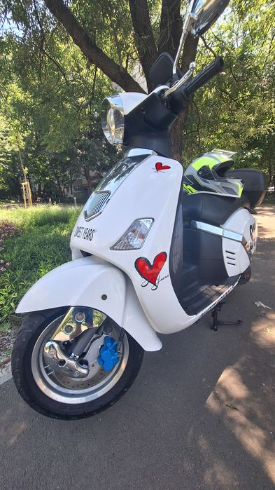 Scuter piaggio125cc