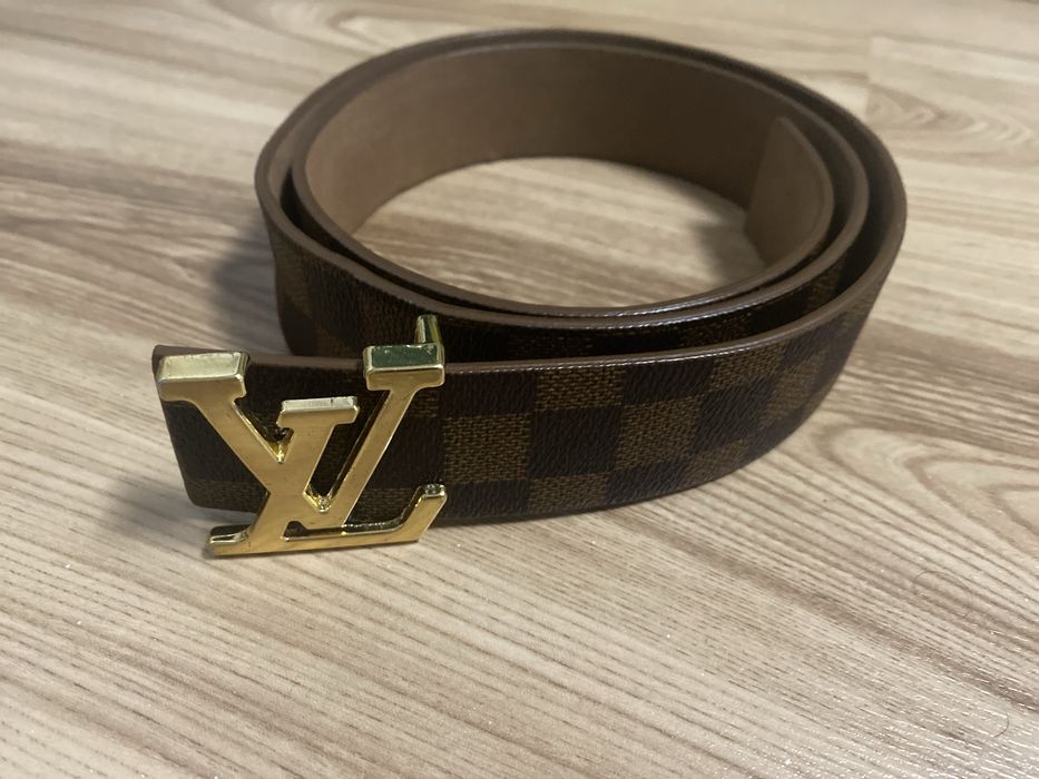 Vând Curea Louis Vuitton