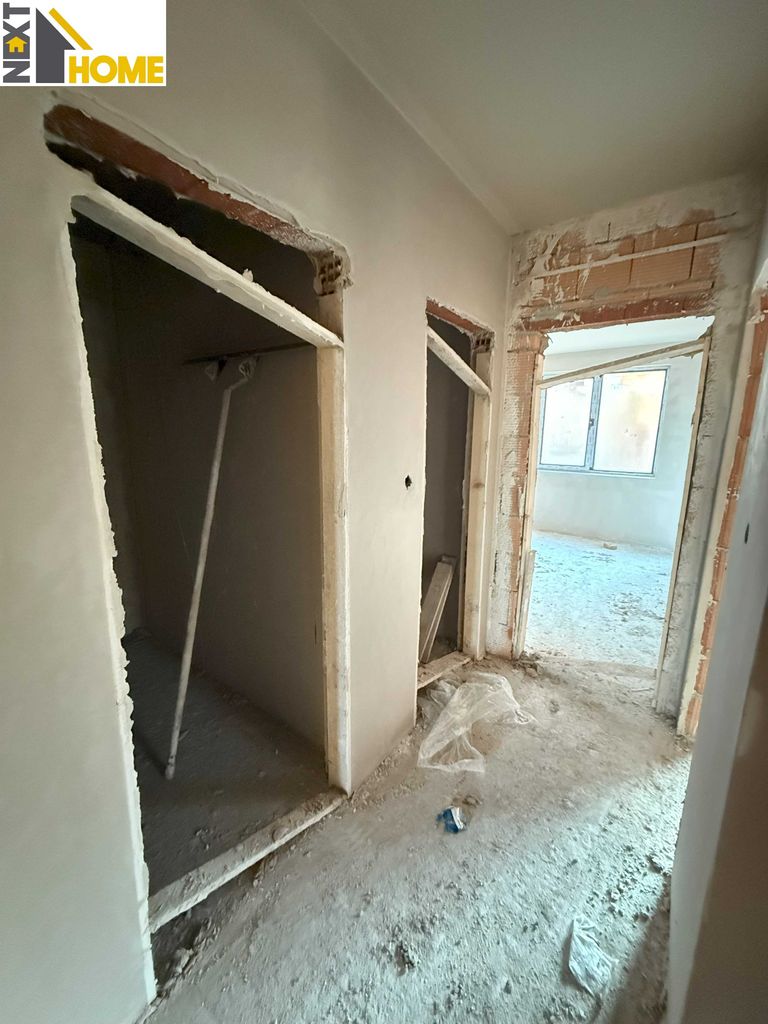 Продава се Тристаен апартамент в Асеновград - 105 кв.м за 848 €/кв.м - Снимка #5