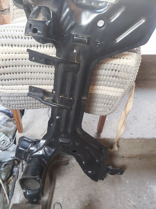 Новая передняя балка на Фольксваген В 3