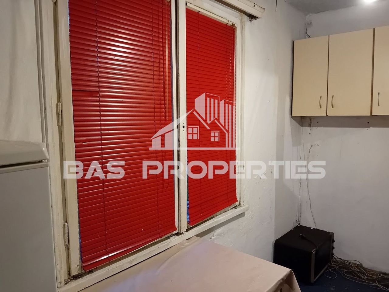 Продава се Двустаен апартамент в София, Захарна фабрика - 40 кв.м за 2250 €/кв.м - Снимка #4