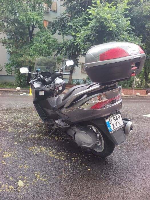 Suzuki burgman 400