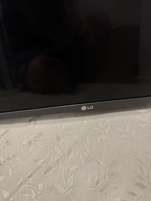 Телевизор лж продаю в отличном состоянии