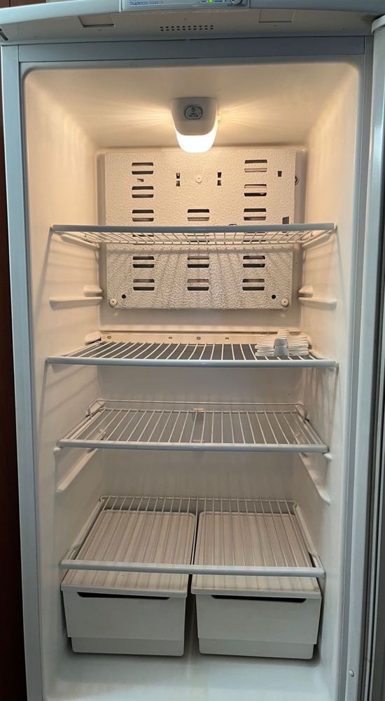 Продам холодильник Бирюса в хорошем состоянии