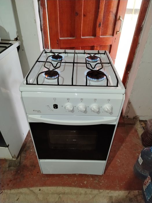 Продаётся газ плита в хорошем состоянии