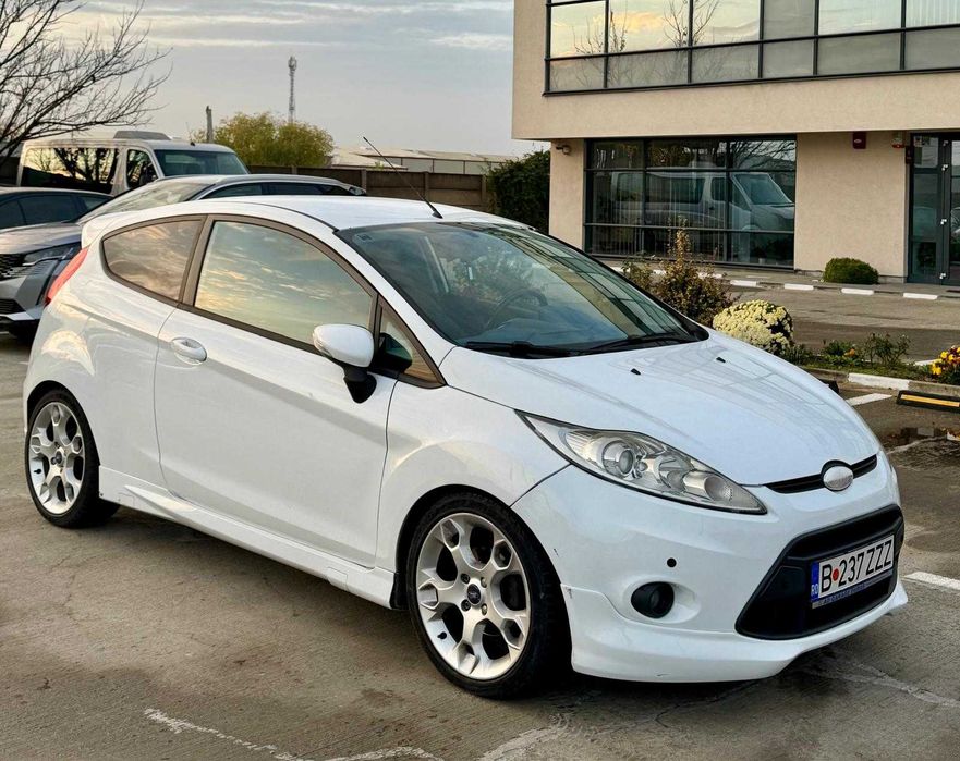 Ford Fiesta 1.6 Diesel, 2009 - bine intretinuta.