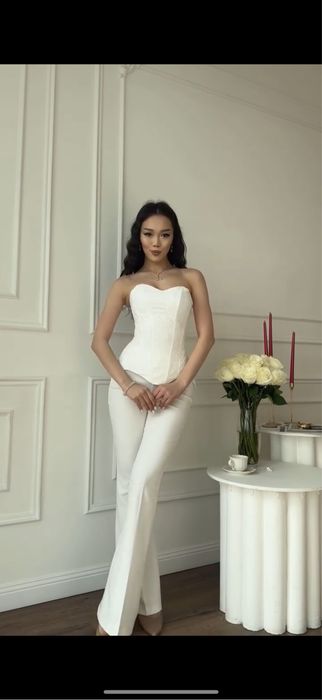 Корсет кружевной