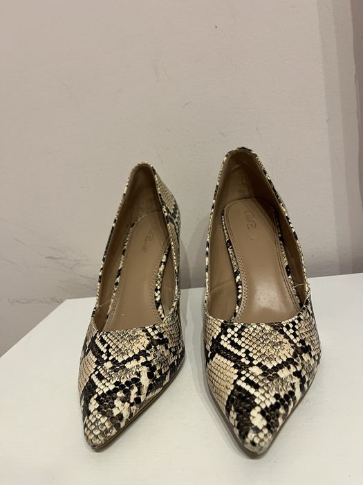Елеганти токчета със змииски принт