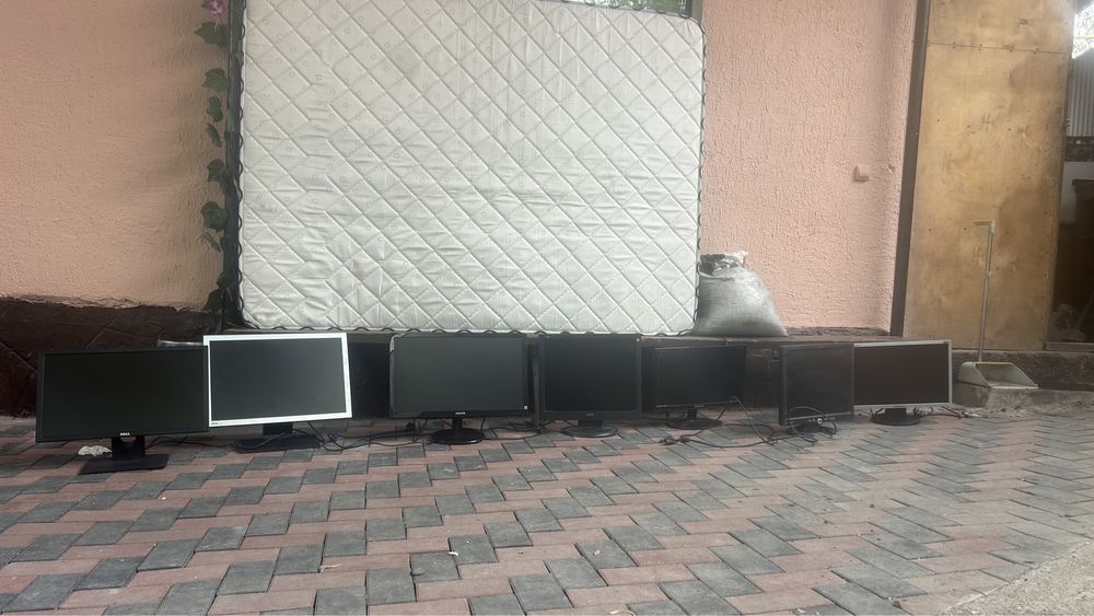 Экран дисплей от компьютер