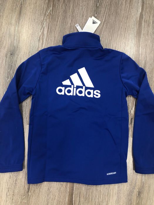 Анцузи Адидас,нови