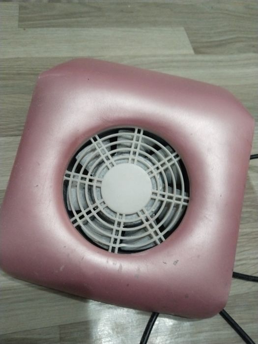 Продам вытяжку бу