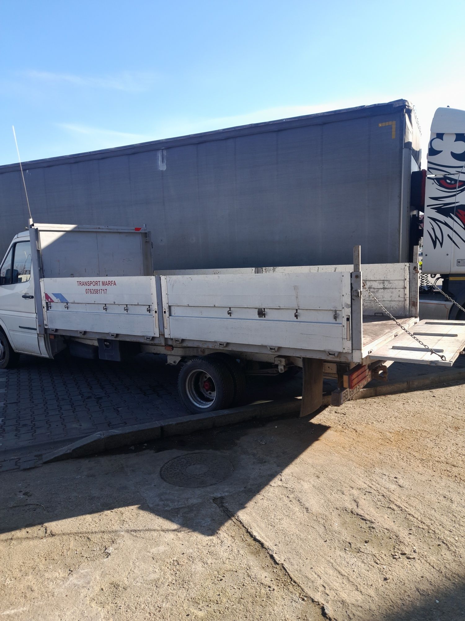 Vând Mercedes Camioneta 3.5
