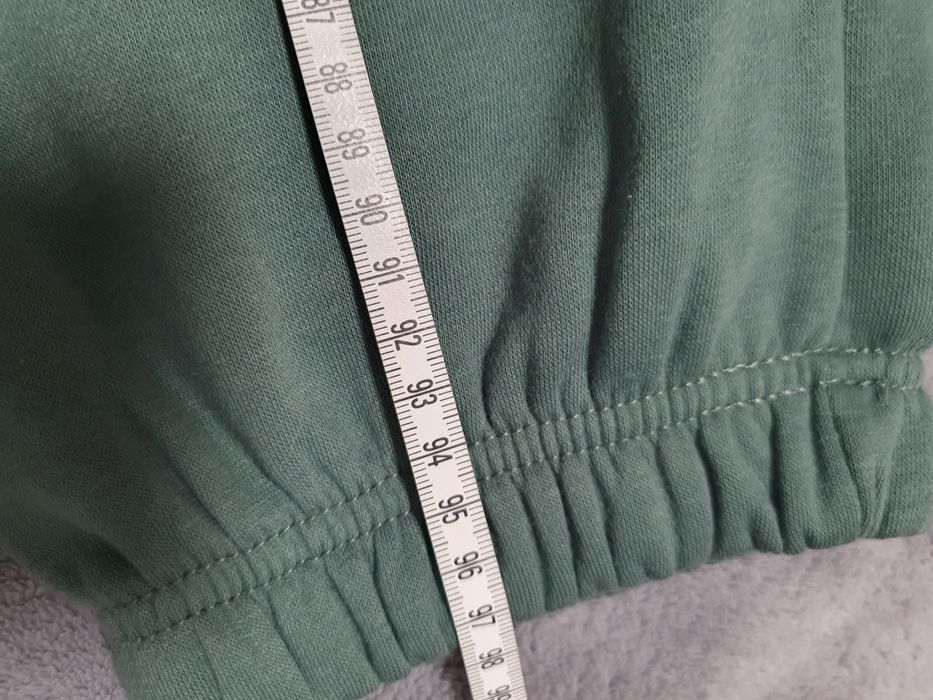 Pantaloni noi Primark