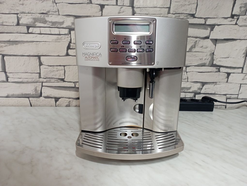 expresor / espressor DeLonghi