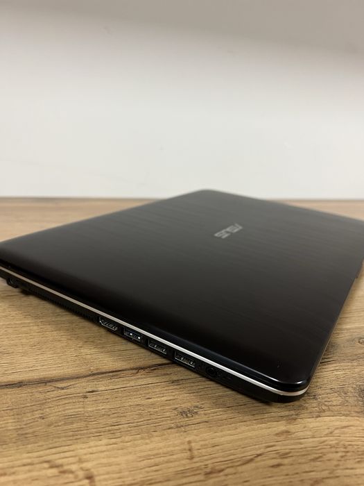 Ноутбук ASUS в отличном состоянии