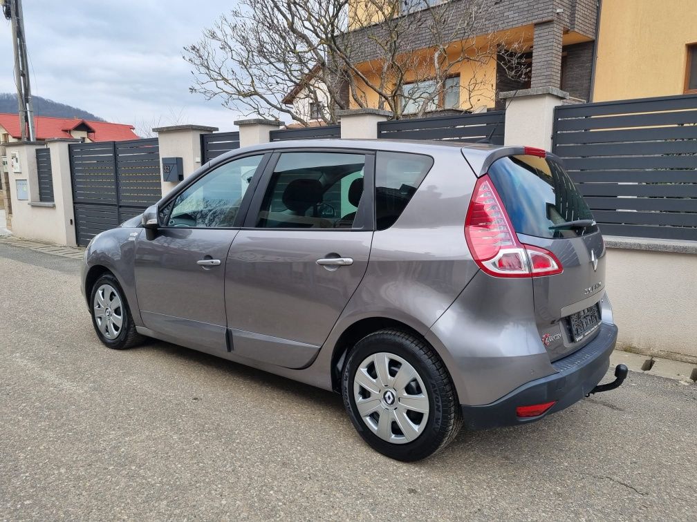 Vând Renault Scenic III Motor 1.6 DCi an 2011 euro 5