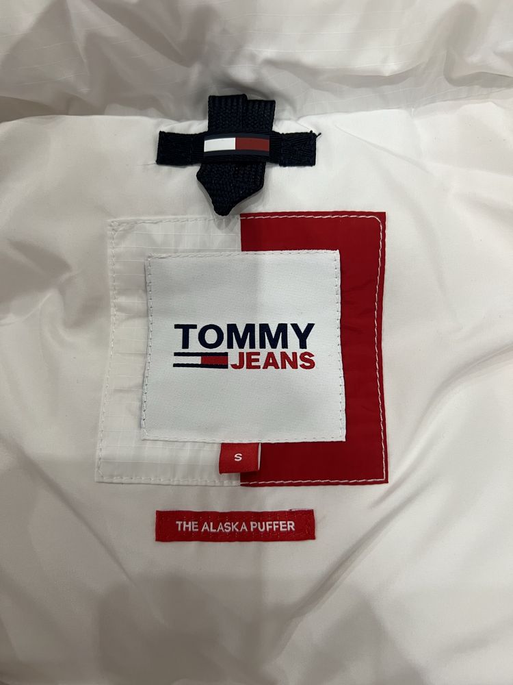 Tommy Jeans Дамски елек ALASKA