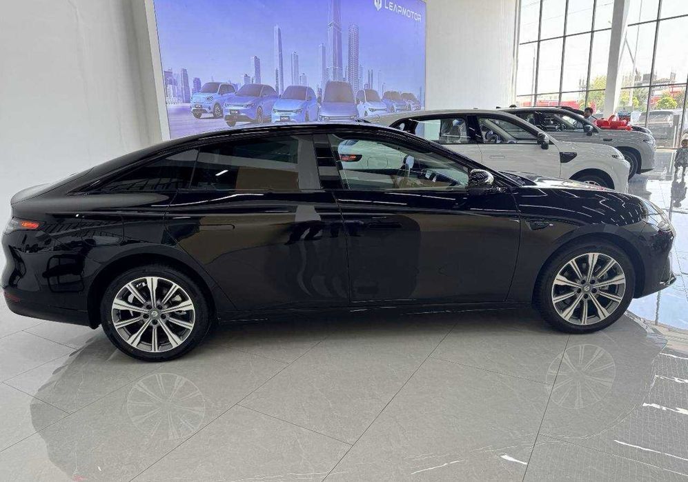 Leapmotor C01 EV 2026  naxt va nasiya savdo