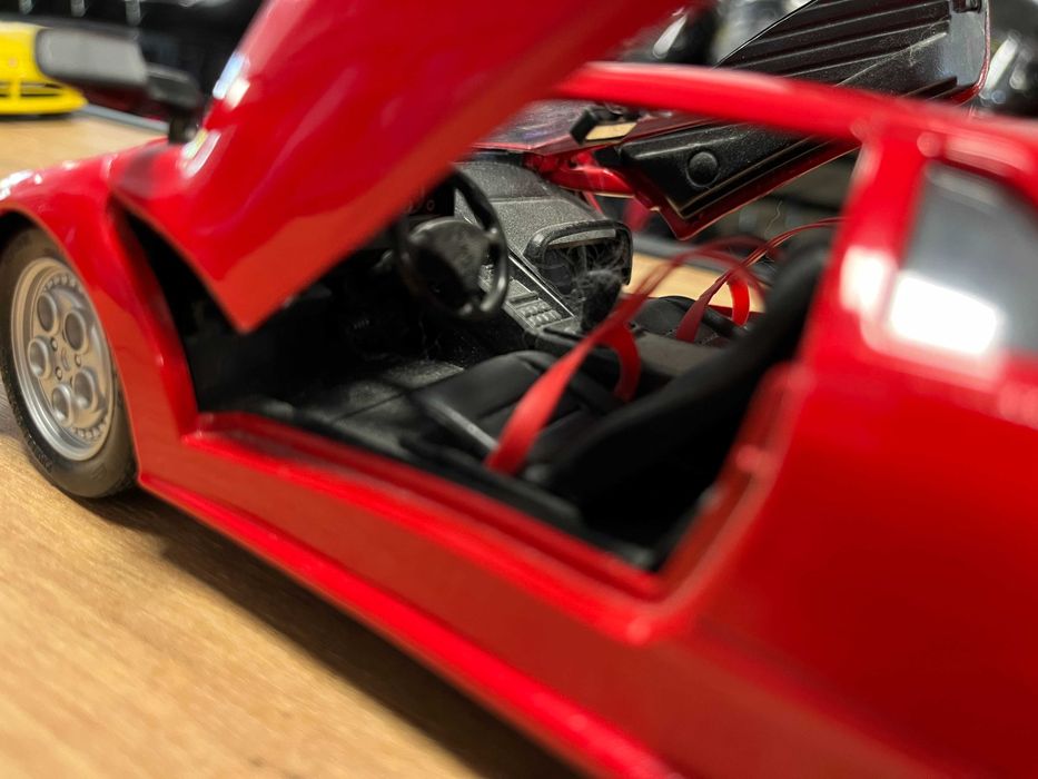 Метална колекционерска колички BBURAGO LAMBORGHINI DIABLO  1:18