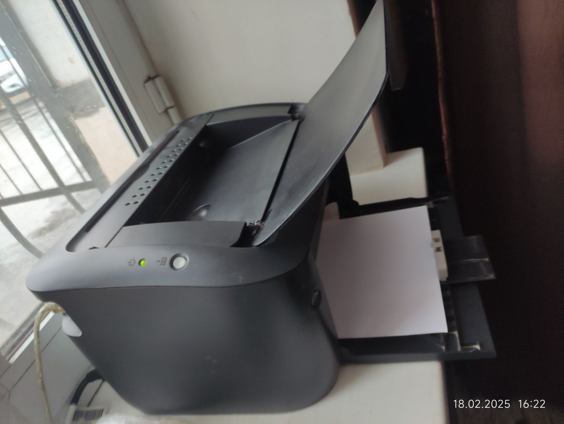 Принтер Canon i-SENSYS LBP6000 в отличном состоянии