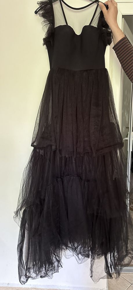 Rochie eleganta lunga din tulle