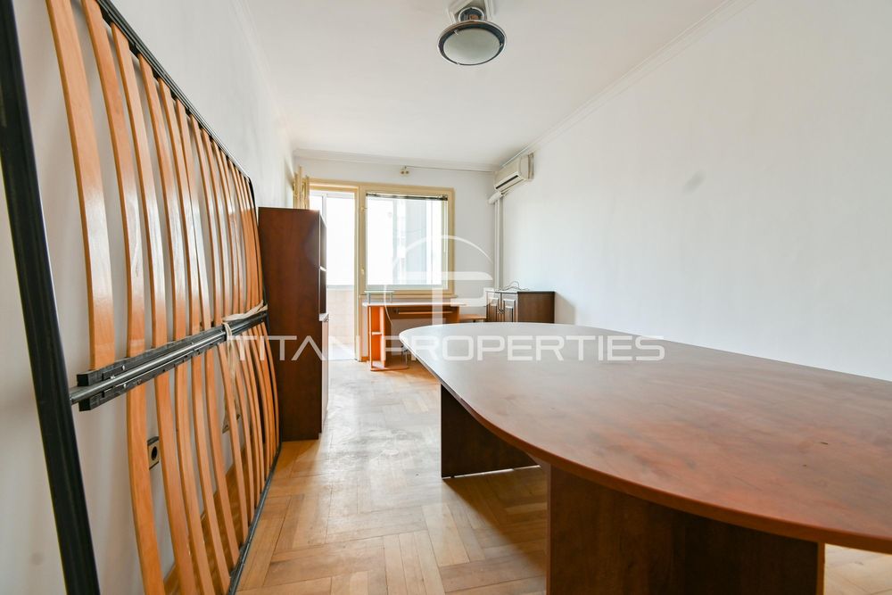 Продава се Тристаен апартамент в София, Иван Вазов - 135 кв.м за 2815 €/кв.м - Снимка #3