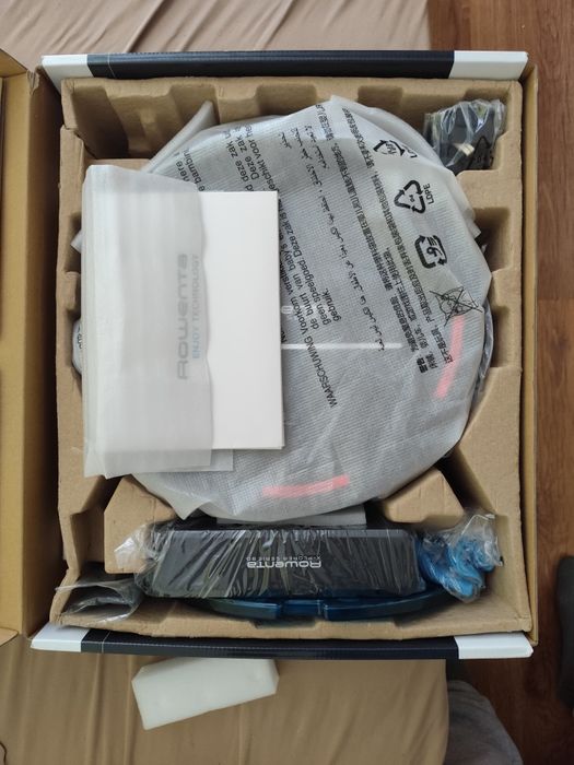 Прахосмукачки робот