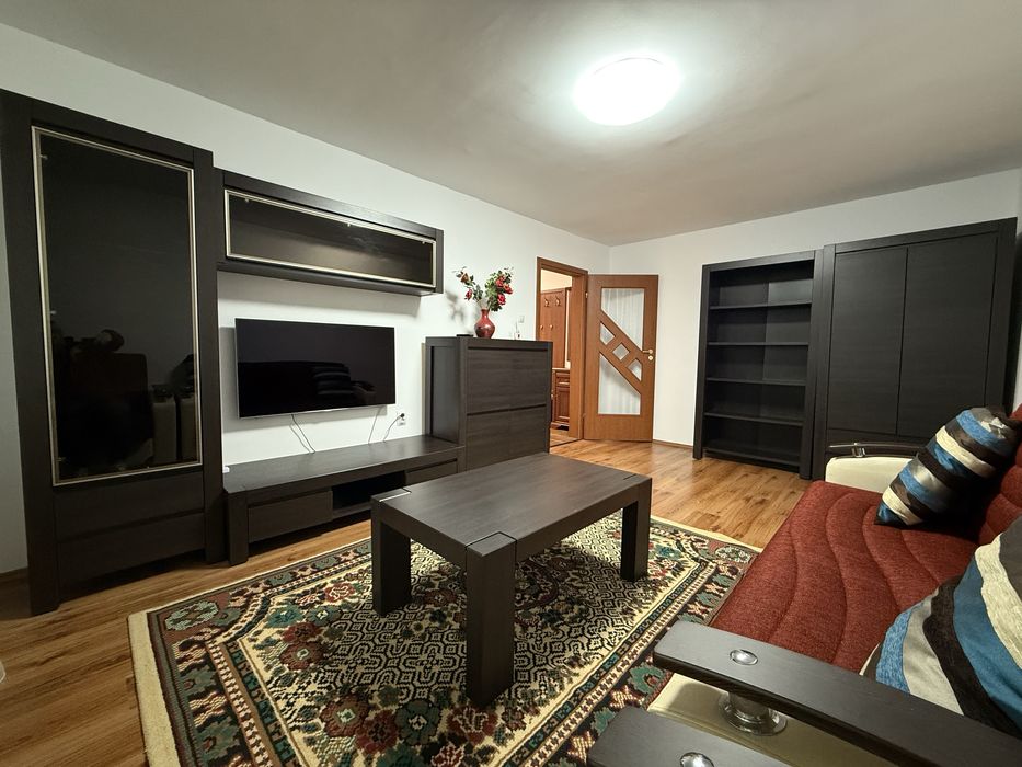 Inchiriere Apartament 3 camere - Rovine Bacriz