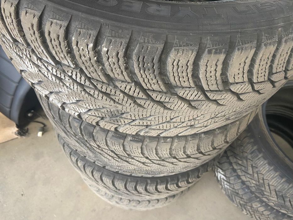 Зимни гуми - 225/50/17 Nokian Hakkapeliitta