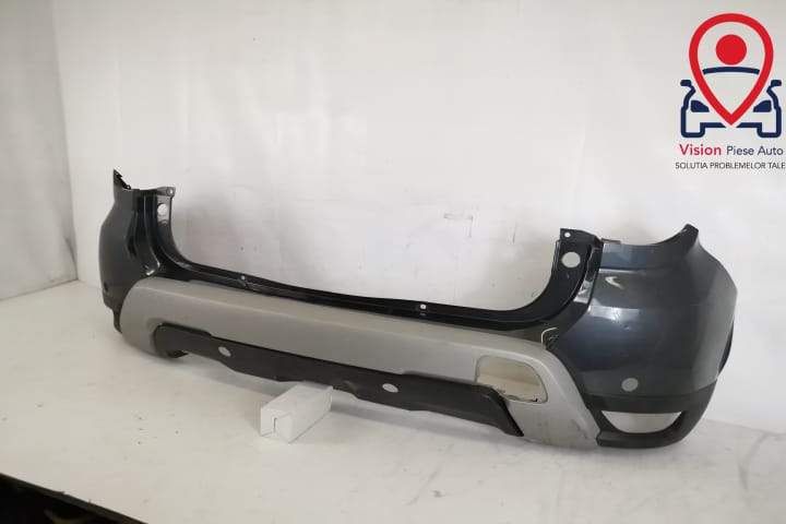 Задна броня Оригинална С 4 Сензора И Орнаменти В Добро Състояние Дачия