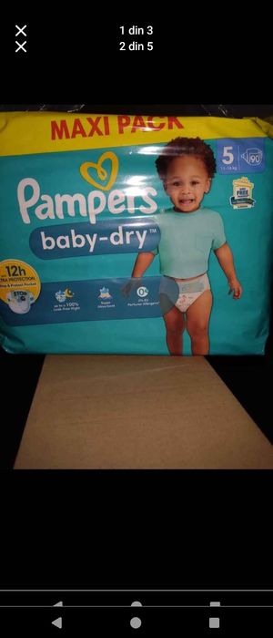 Vând scutece pentru copii