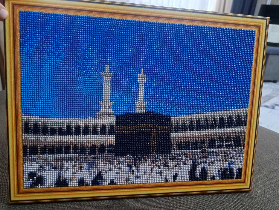 Красивая картина из алмазной мозаики