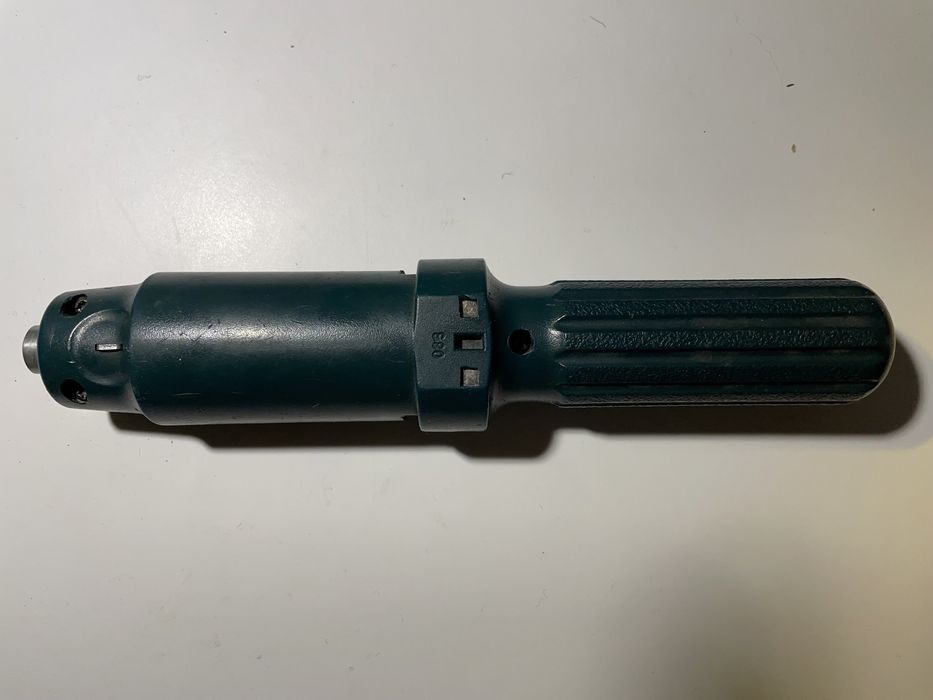 Surubelnita electrica Bosch  pentru biti