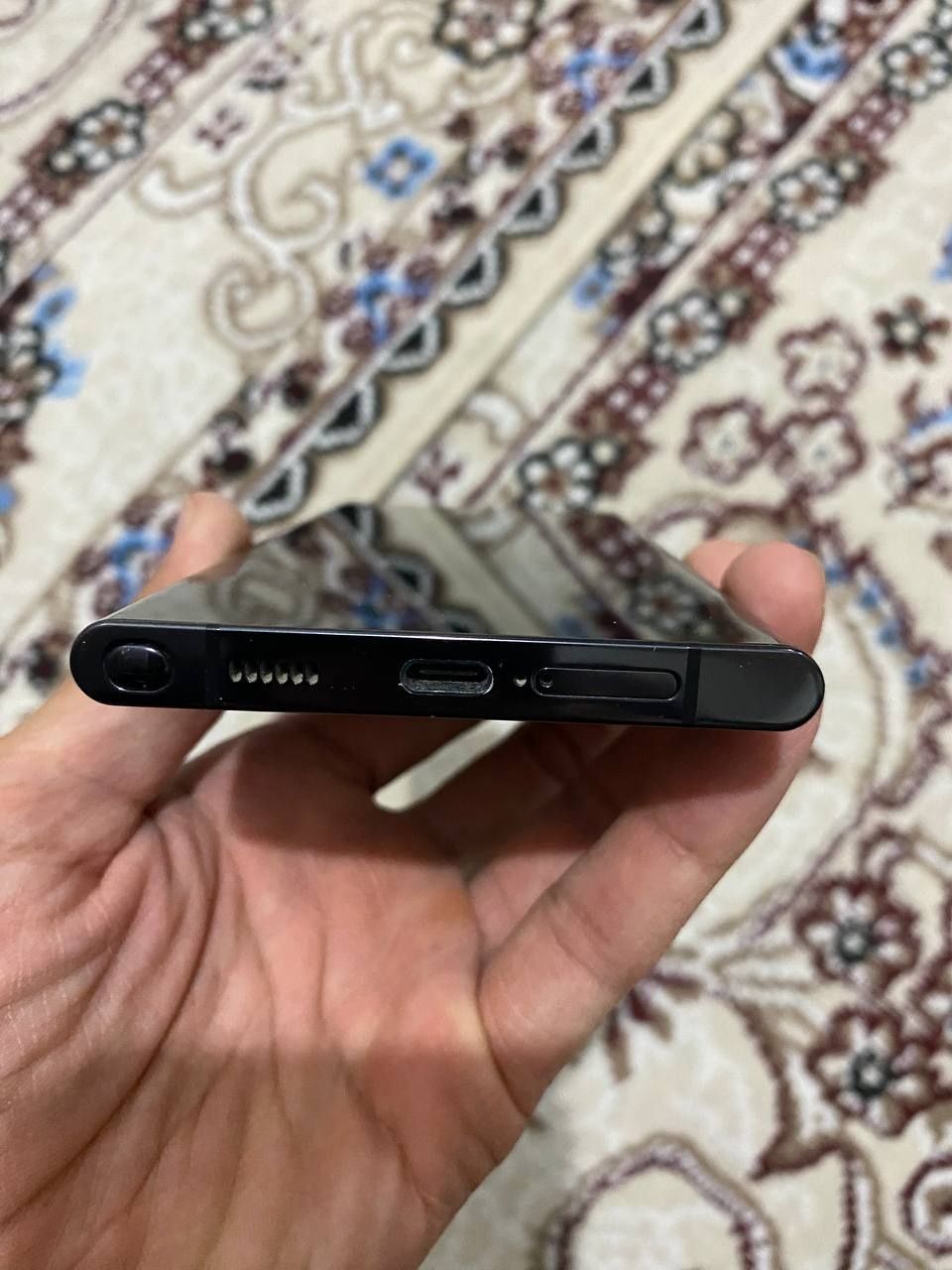 Samsung S22 ULTIRA Holati yaxshi hotira 128 g