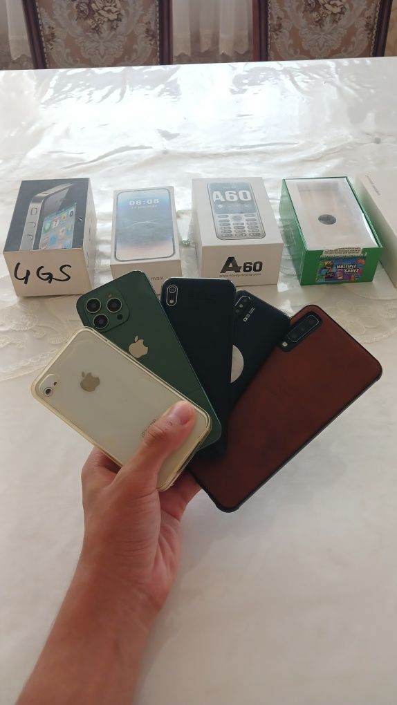 Telefonlar sotiladi hammasi  narxi 850.000so'm iphone x xs obemen bor