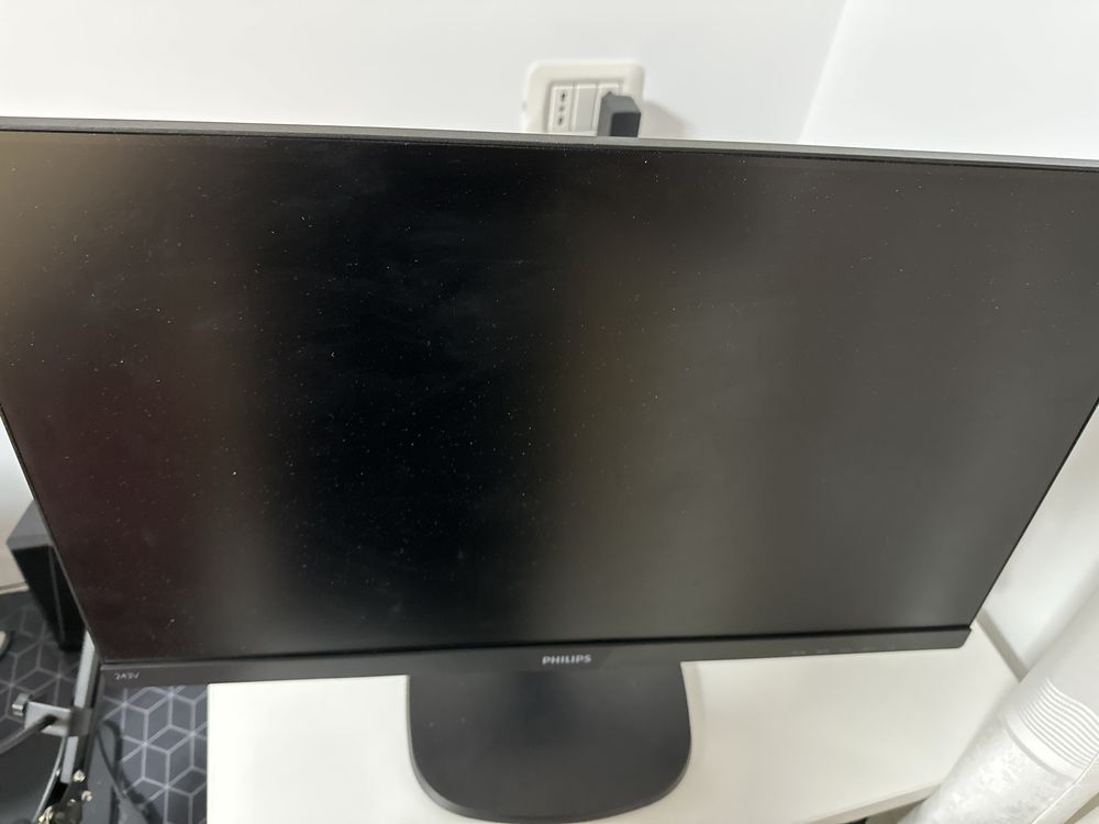 Monitor phillips  led 23.8” Full HD