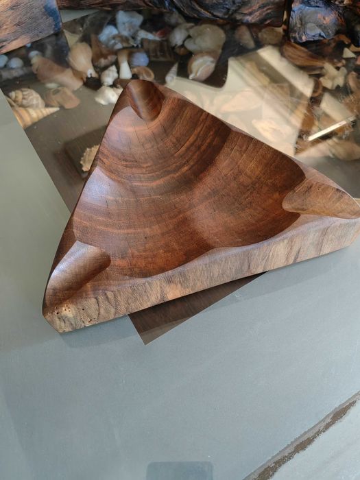 Пепелник за пури