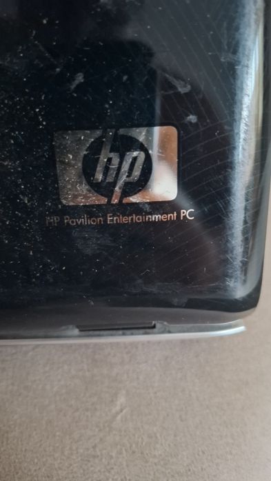 Vand laptop-uri pentru piese!