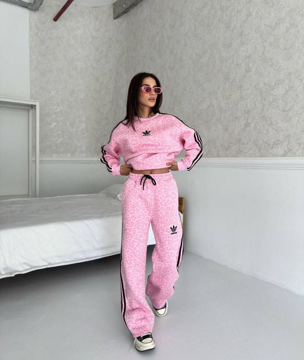 Treninguri dama sigle cusute