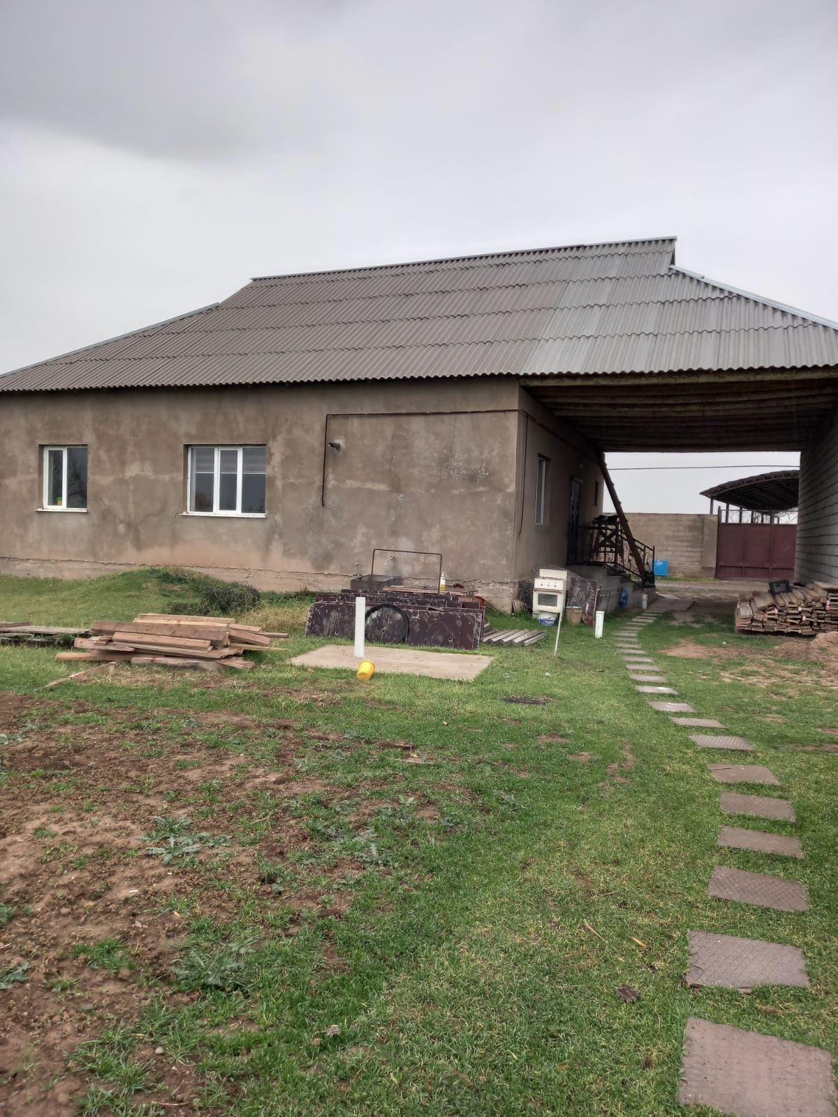 Продоется дом район варошиловка