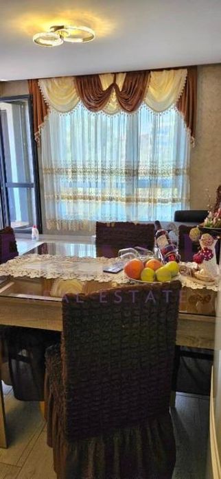 Дава се под наем Двустаен апартамент в Варна, Галата - 55 кв.м за 510 € - Снимка #2