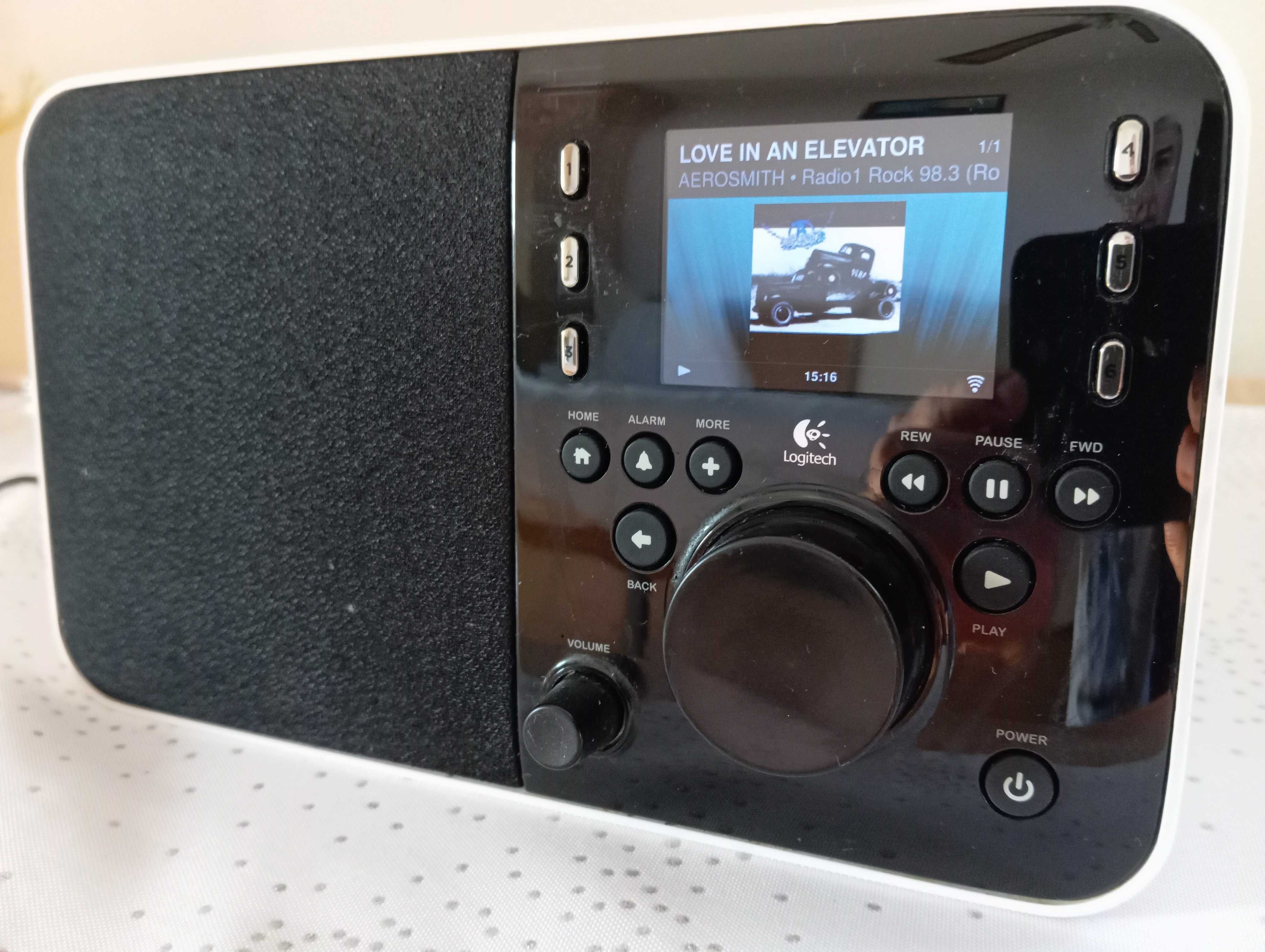 Интернет радио Logitech Squeezebox