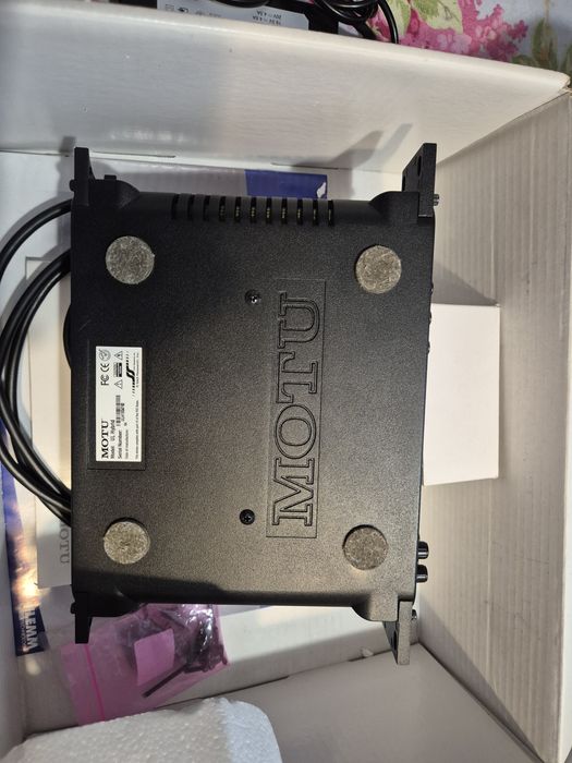 MOTU UltraLite-mk3 Hybrid