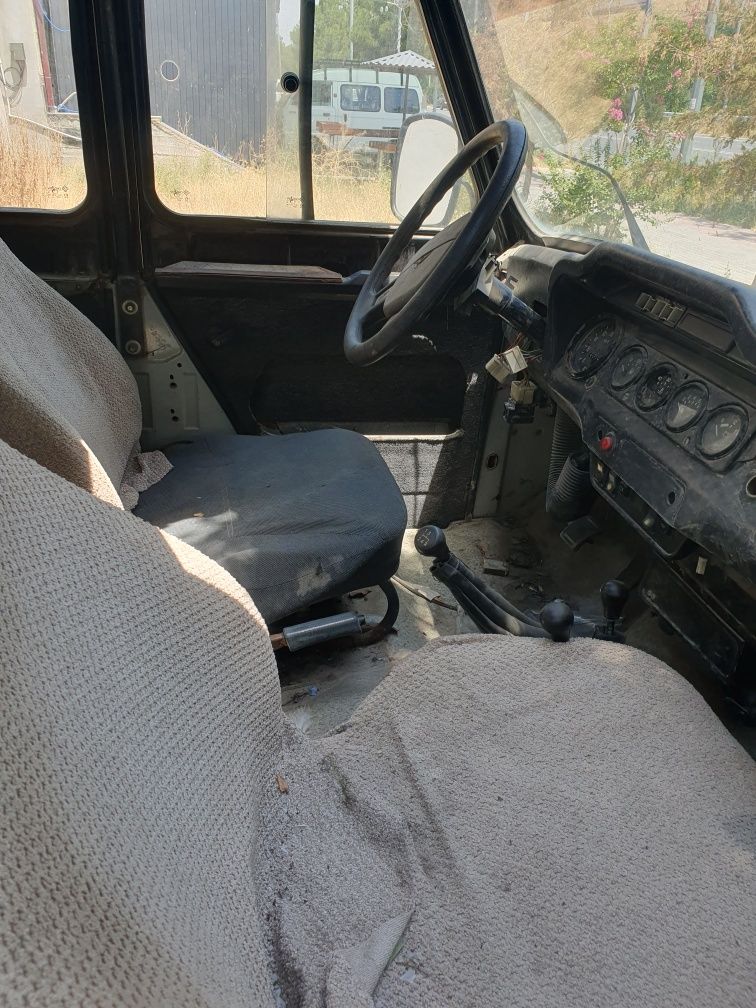 Uaz sotiladi 2004 yil dizil mator