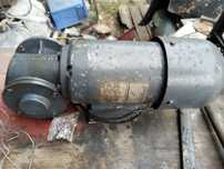 Motor electric cu reductor 90 rpm