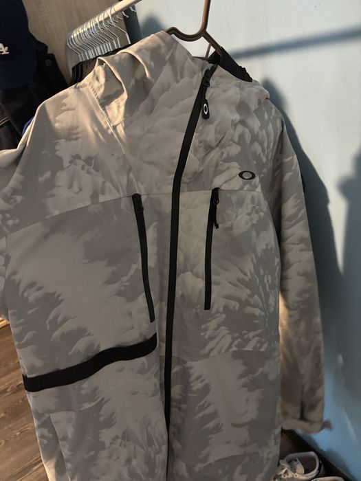 Oakley TC Earth Ski Jacket Shell Grey Mountain Tie Dye