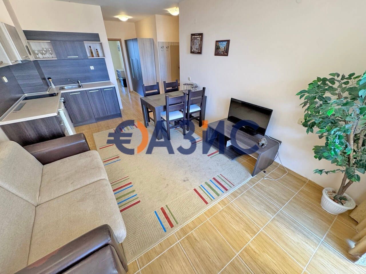 Продава се Двустаен апартамент в Свети Влас - 69 кв.м за 1595 €/кв.м - Снимка #1