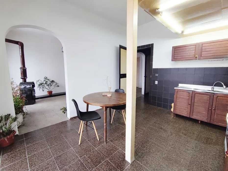 Продава се Тристаен апартамент в София, Център - 108 кв.м за 1852 €/кв.м - Снимка #2