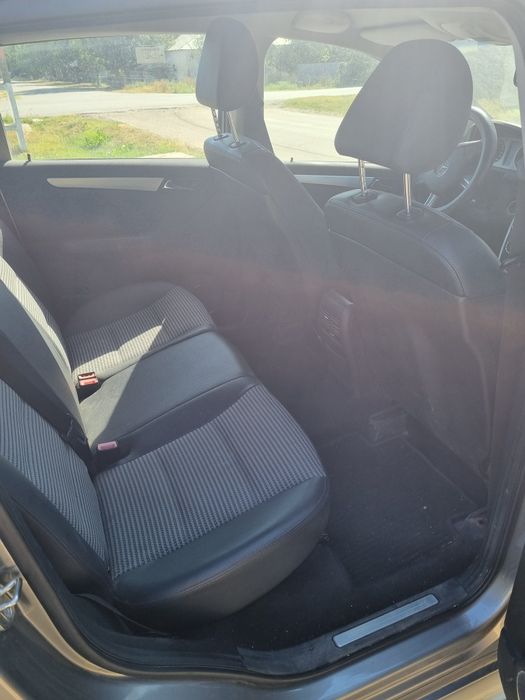 Vand Mercedes  automată  motor 2.0 diesel.