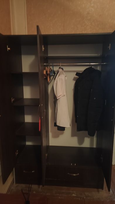 Продам шкаф  и кровать